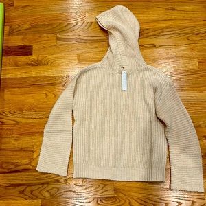 Cream abound sweater with hoodie